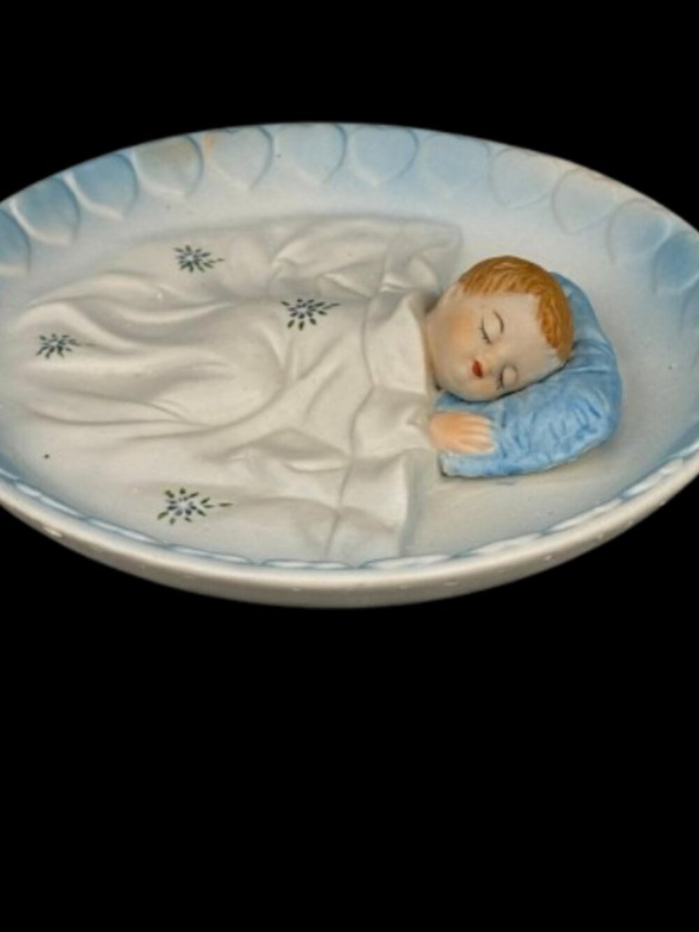 Vintage 1950's Japan Hand Painted Porcelain Bisque Baby Boy Wall Hanging 7" - Picture 3 of 4